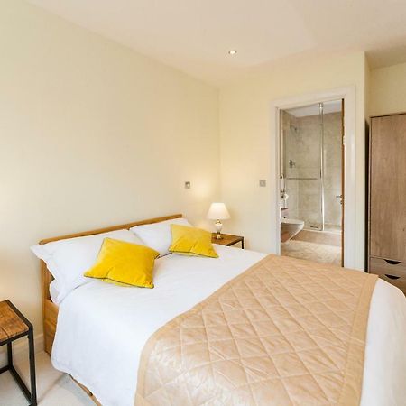 Central Durham Riverfront Apartment מראה חיצוני תמונה