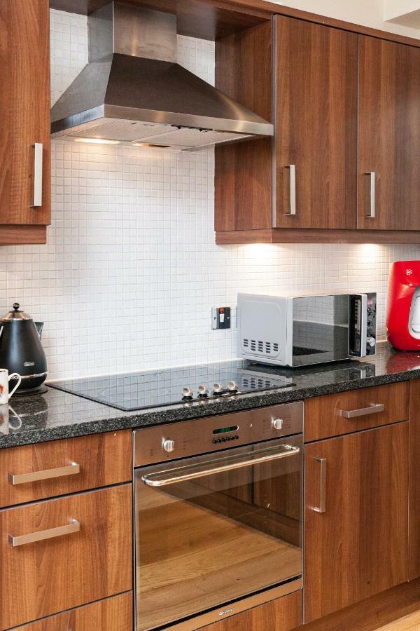 Central Durham Riverfront Apartment מראה חיצוני תמונה