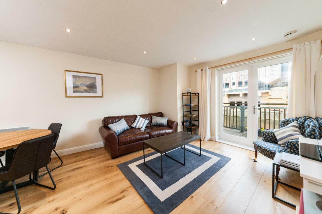 Central Durham Riverfront Apartment מראה חיצוני תמונה