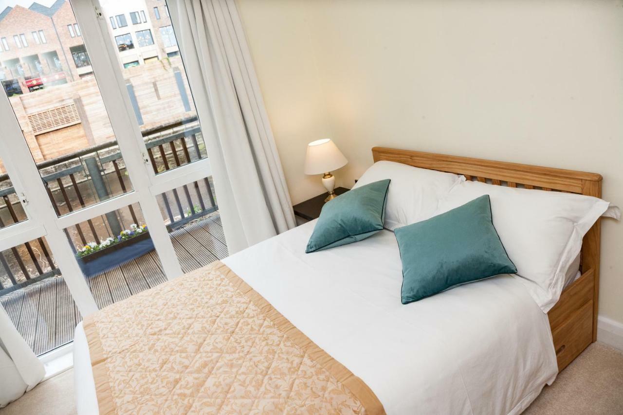 Central Durham Riverfront Apartment מראה חיצוני תמונה